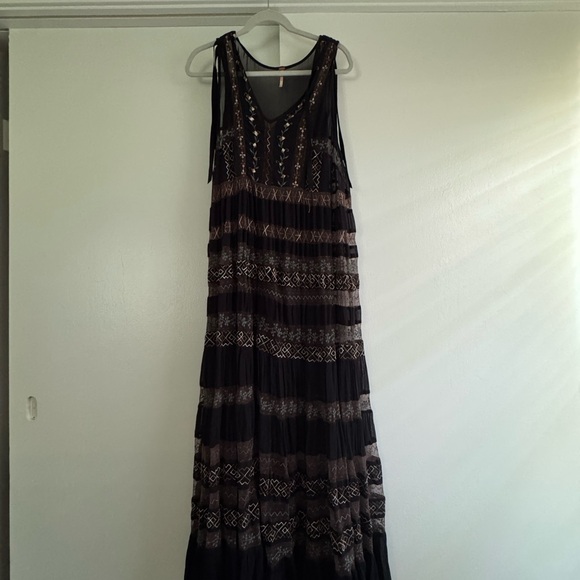 Free People Maxi Dress - Picture 5 of 6